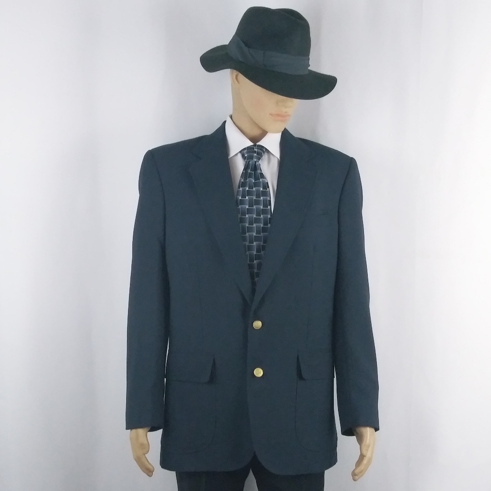 Stafford navy sports Suit jacket men's size 40L.